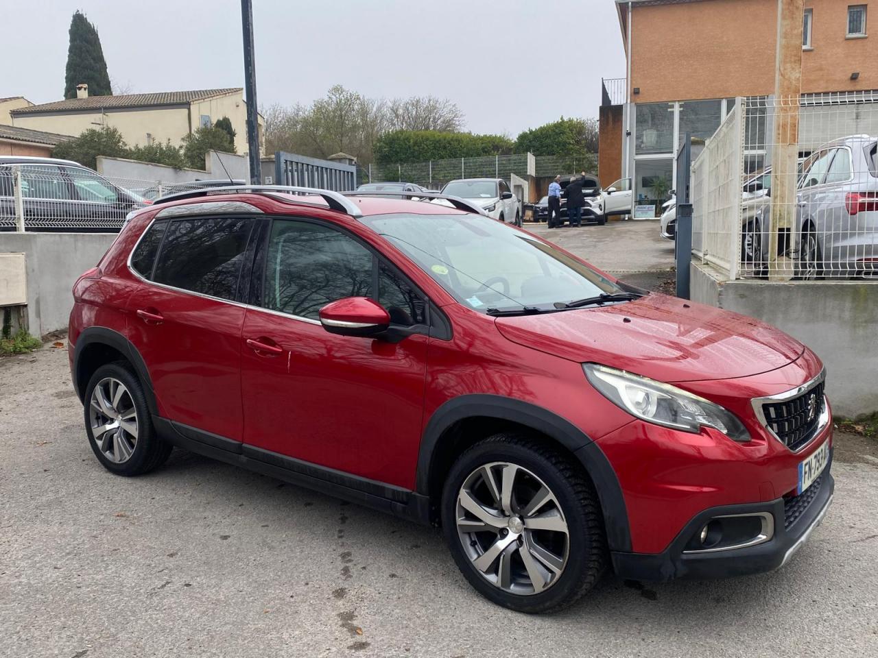 PEUGEOT 2008