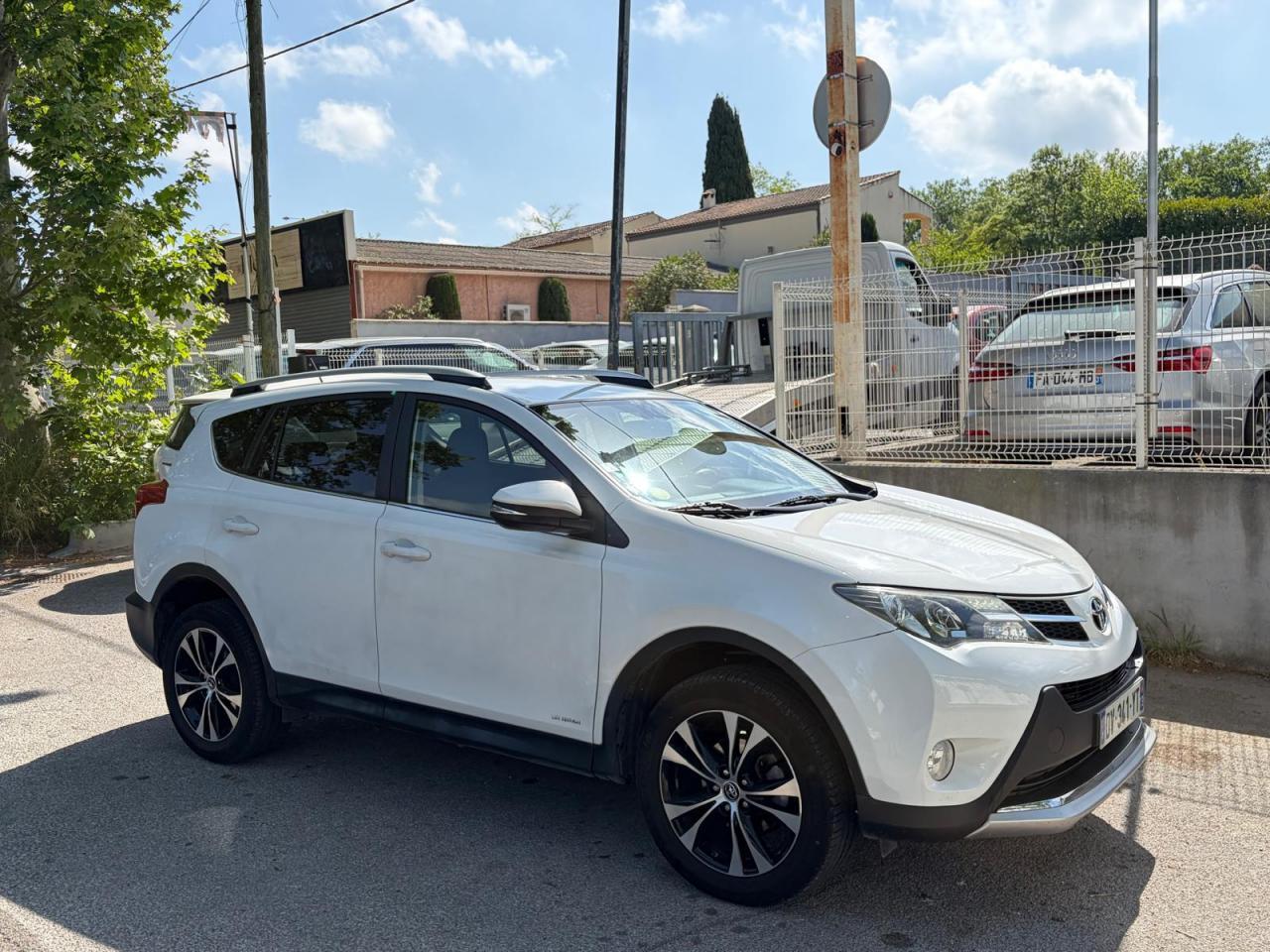 TOYOTA RAV 4