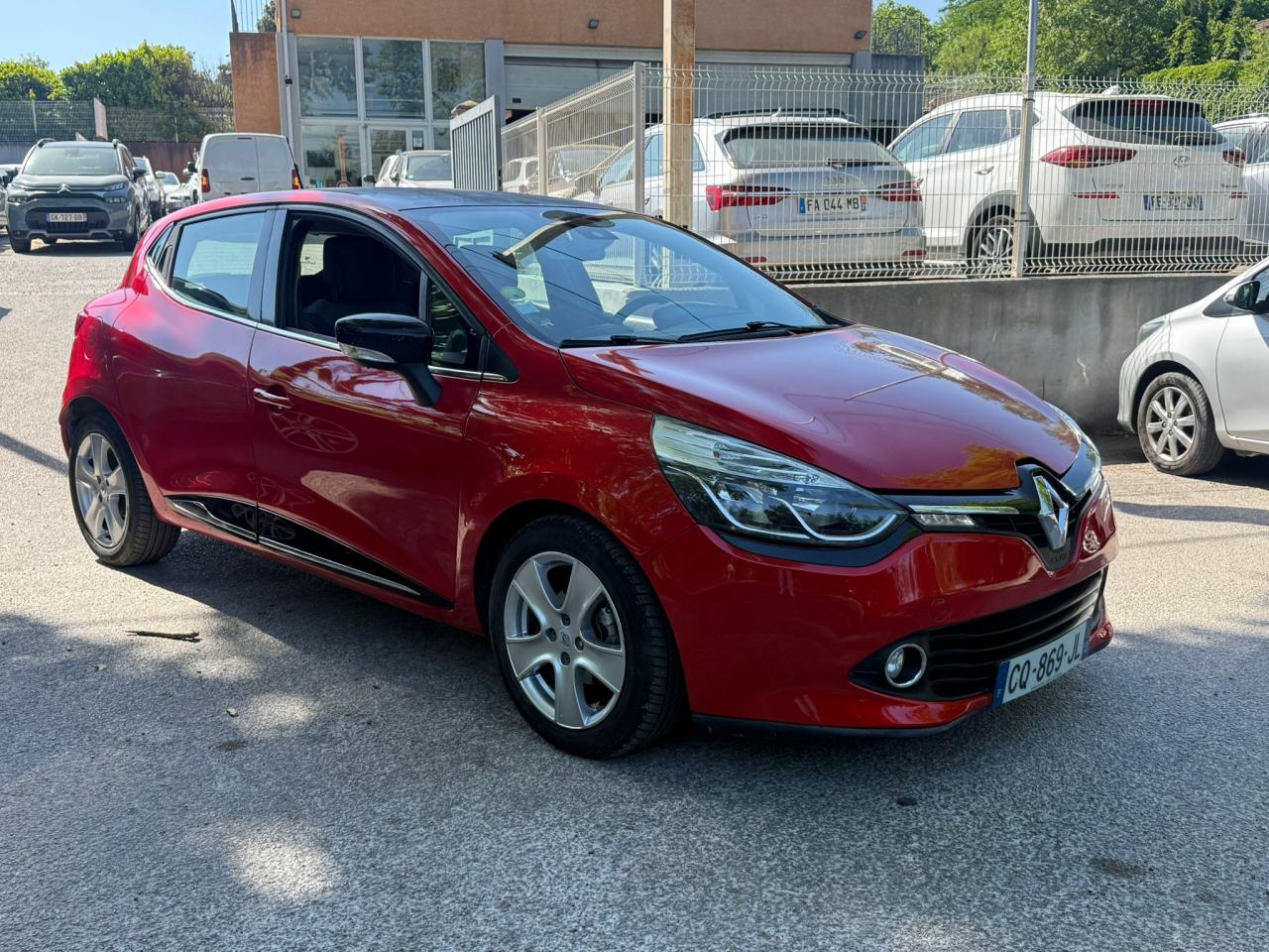 RENAULT CLIO