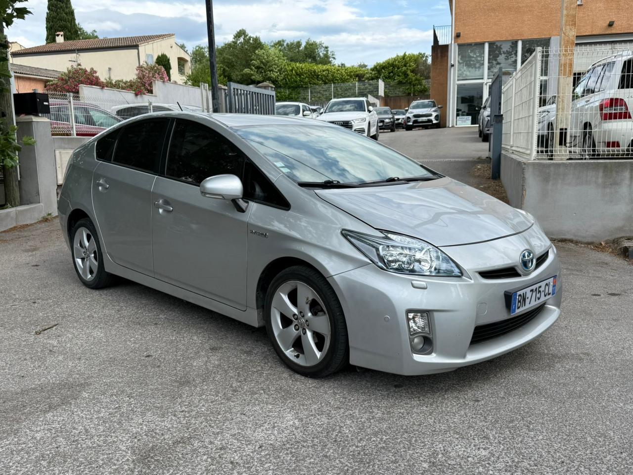TOYOTA PRIUS depot vente 136h - 17\'  Lounge