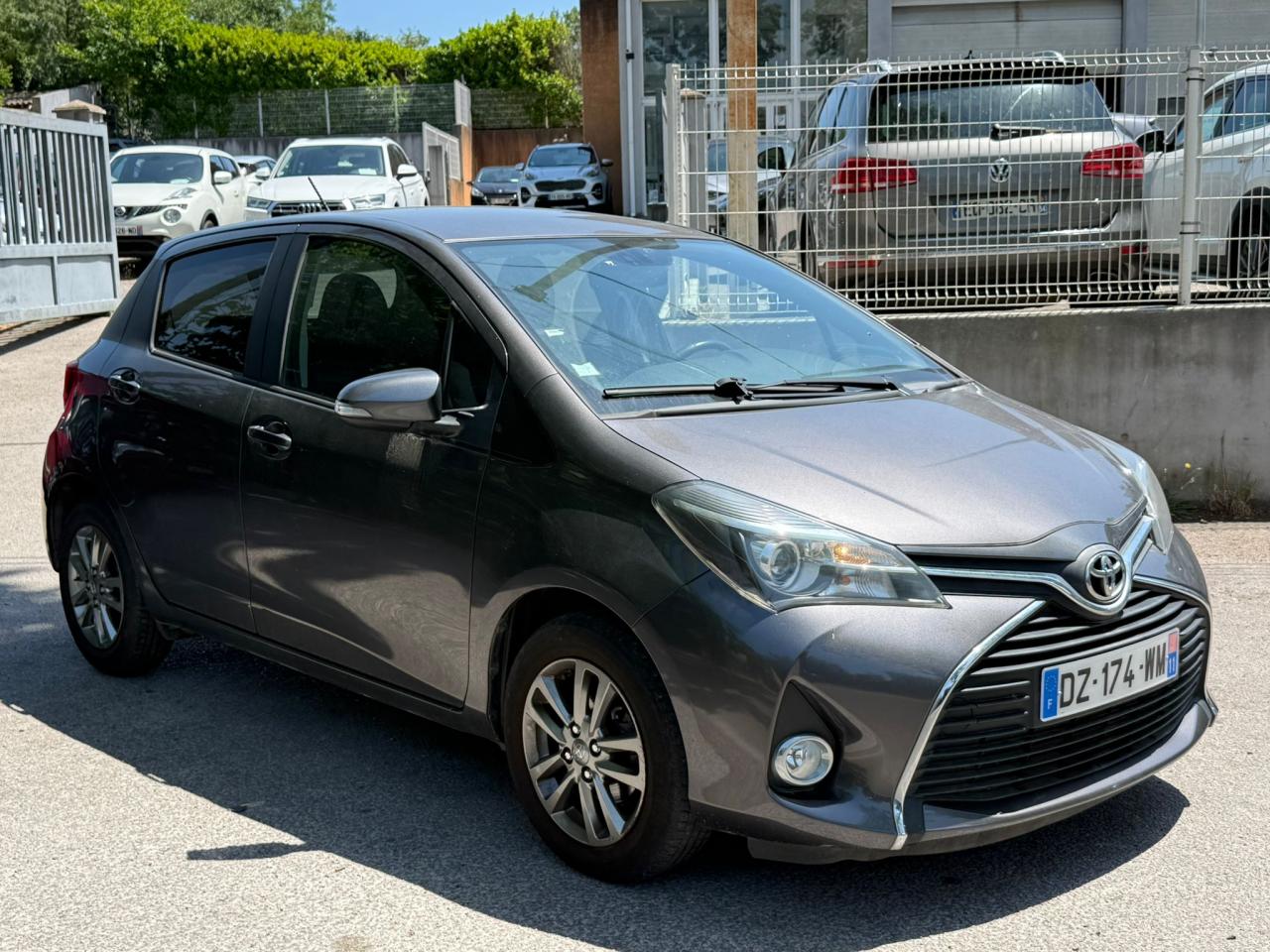TOYOTA YARIS