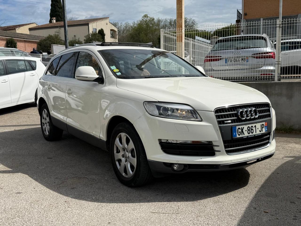 AUDI Q7 Quattro 3.6 V6 FSI - BVA Tiptronic - 7pl  Avus