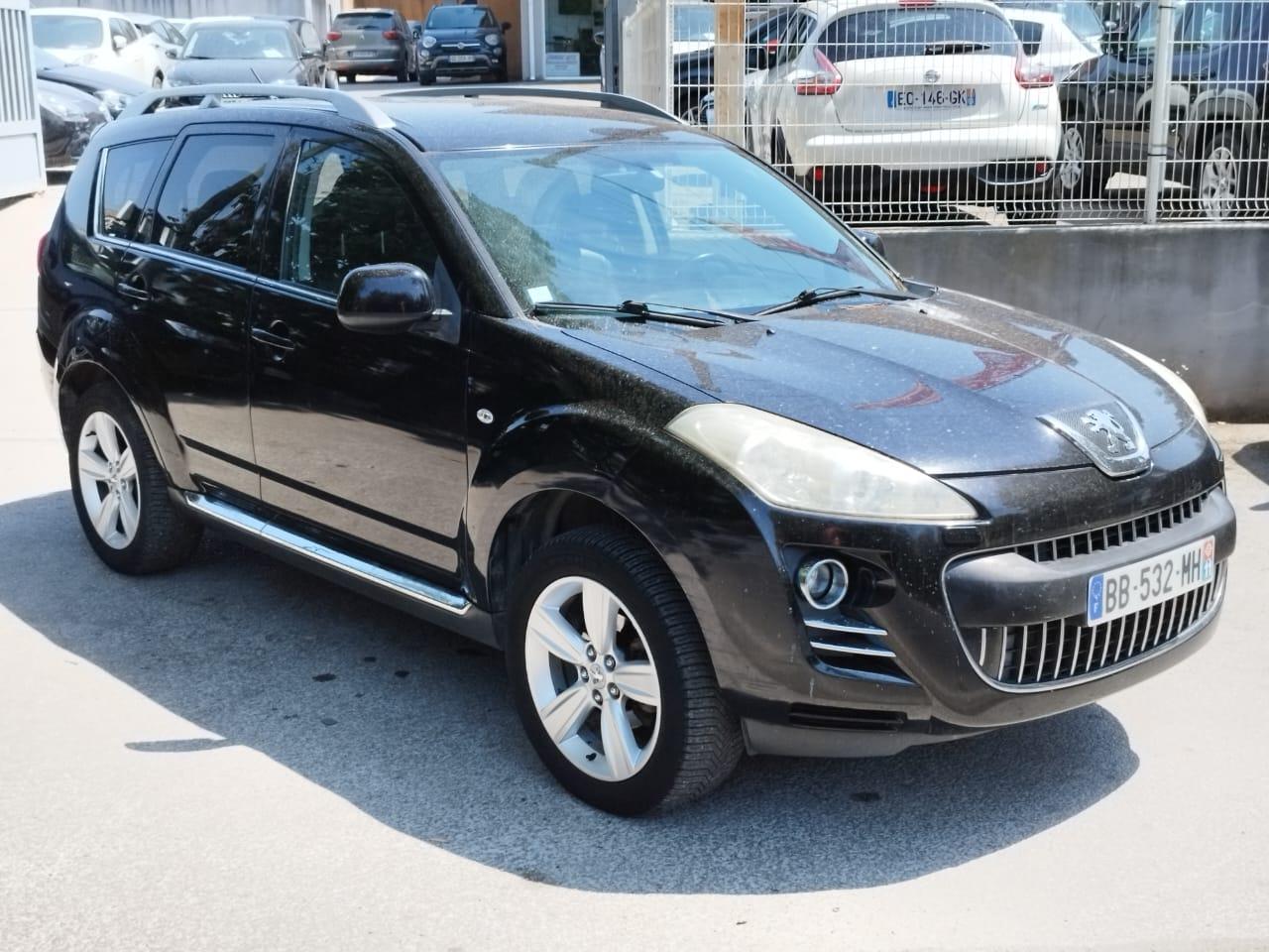 PEUGEOT 4007
