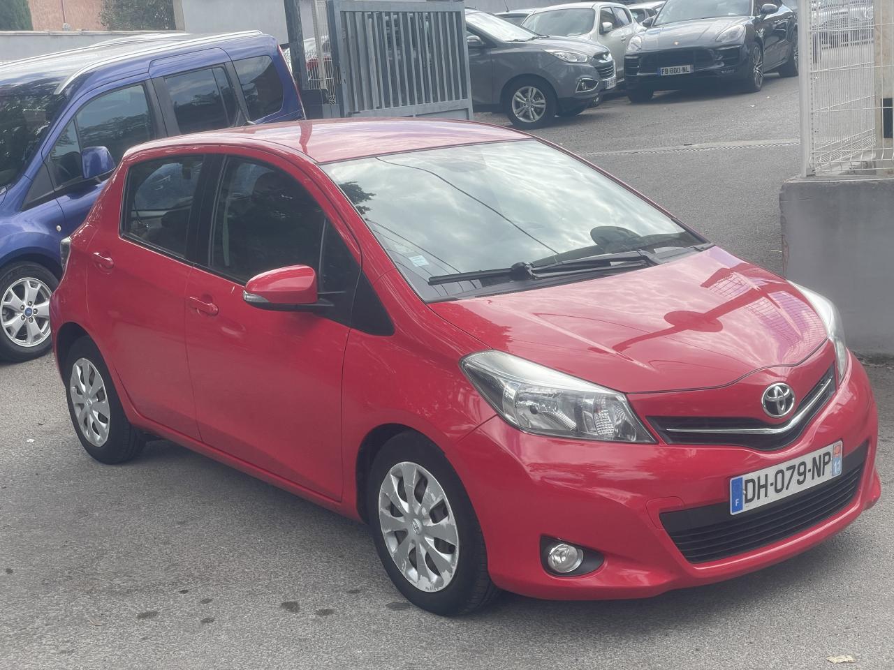 TOYOTA YARIS