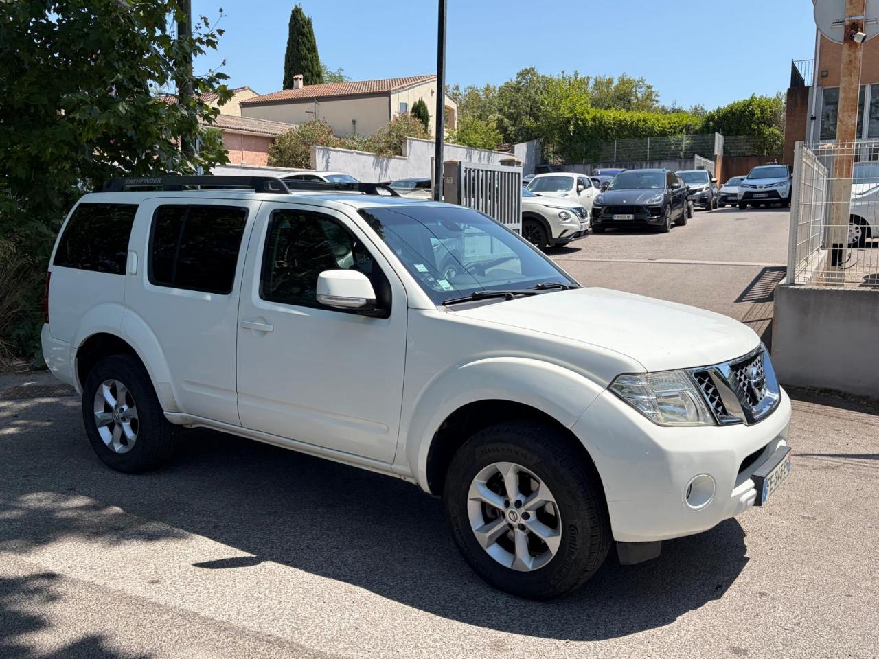 NISSAN PATHFINDER