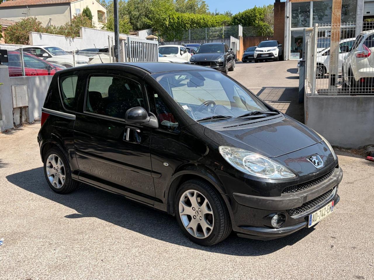 PEUGEOT 1007 1.6i 16V - BV 2-Tronic  Sporty  SEULEMENT 70 000 KM