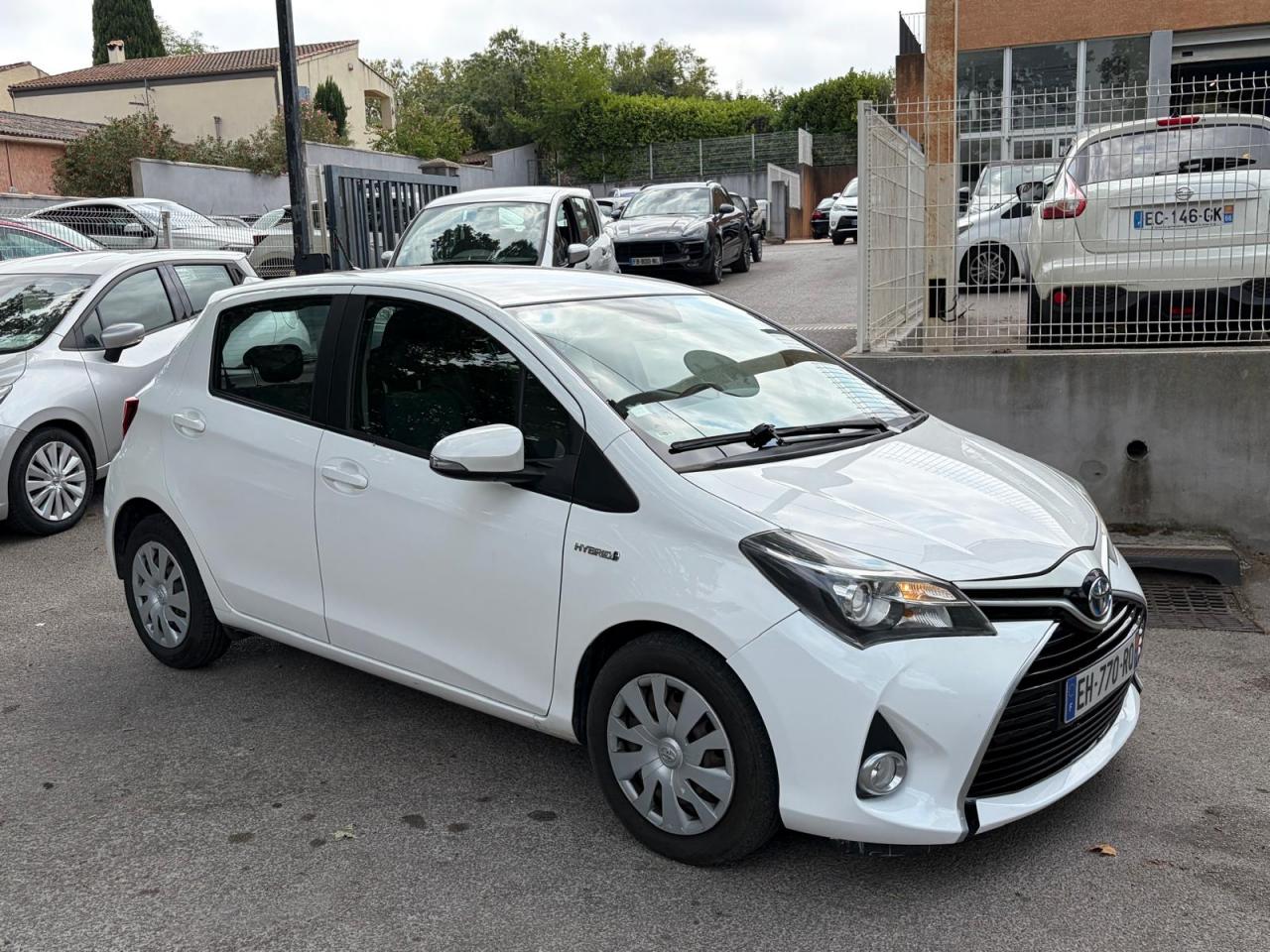 TOYOTA YARIS