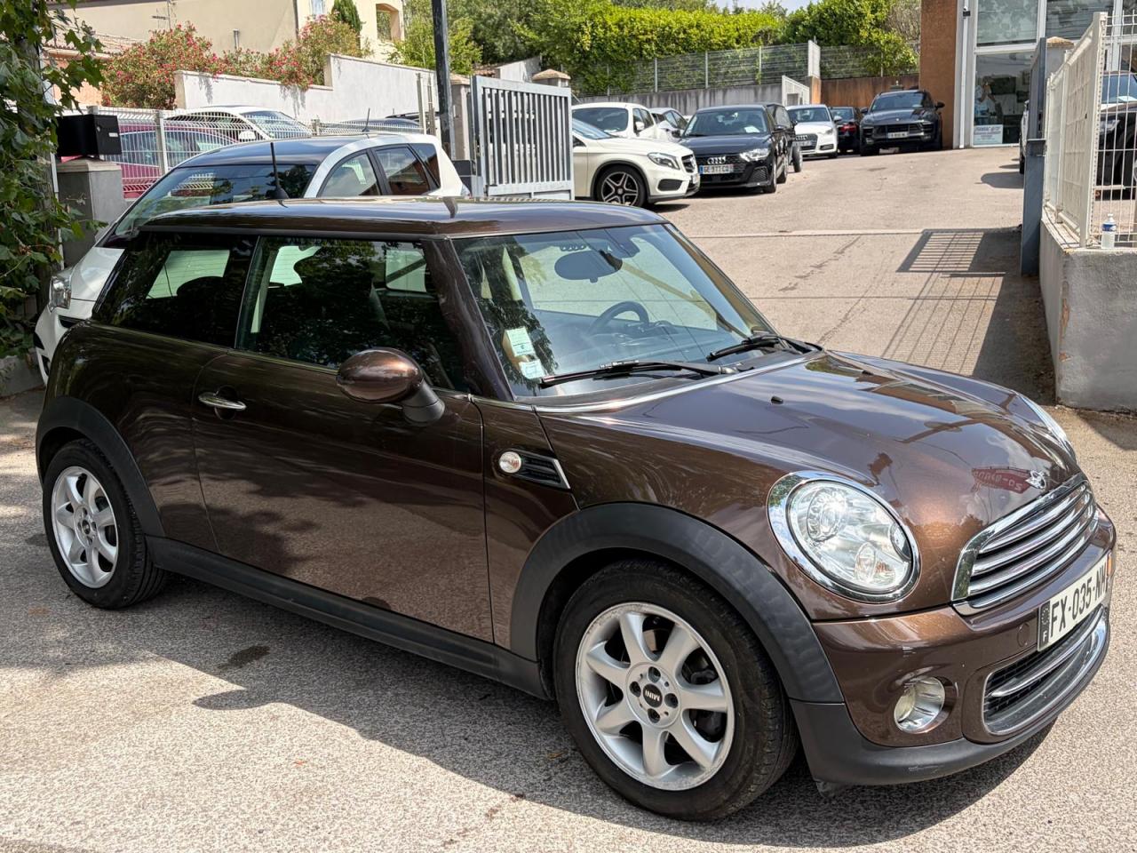 MINI MINI