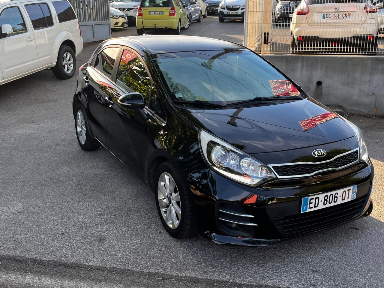 KIA RIO 1.2i - 85 - Uefa Euro SEULEMENT 89 000 KM