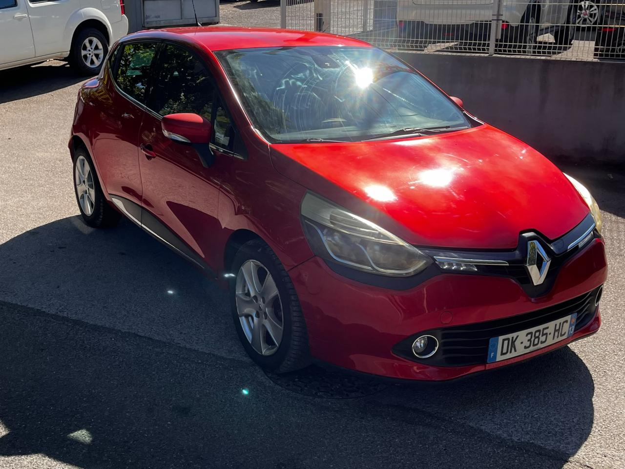 RENAULT CLIO