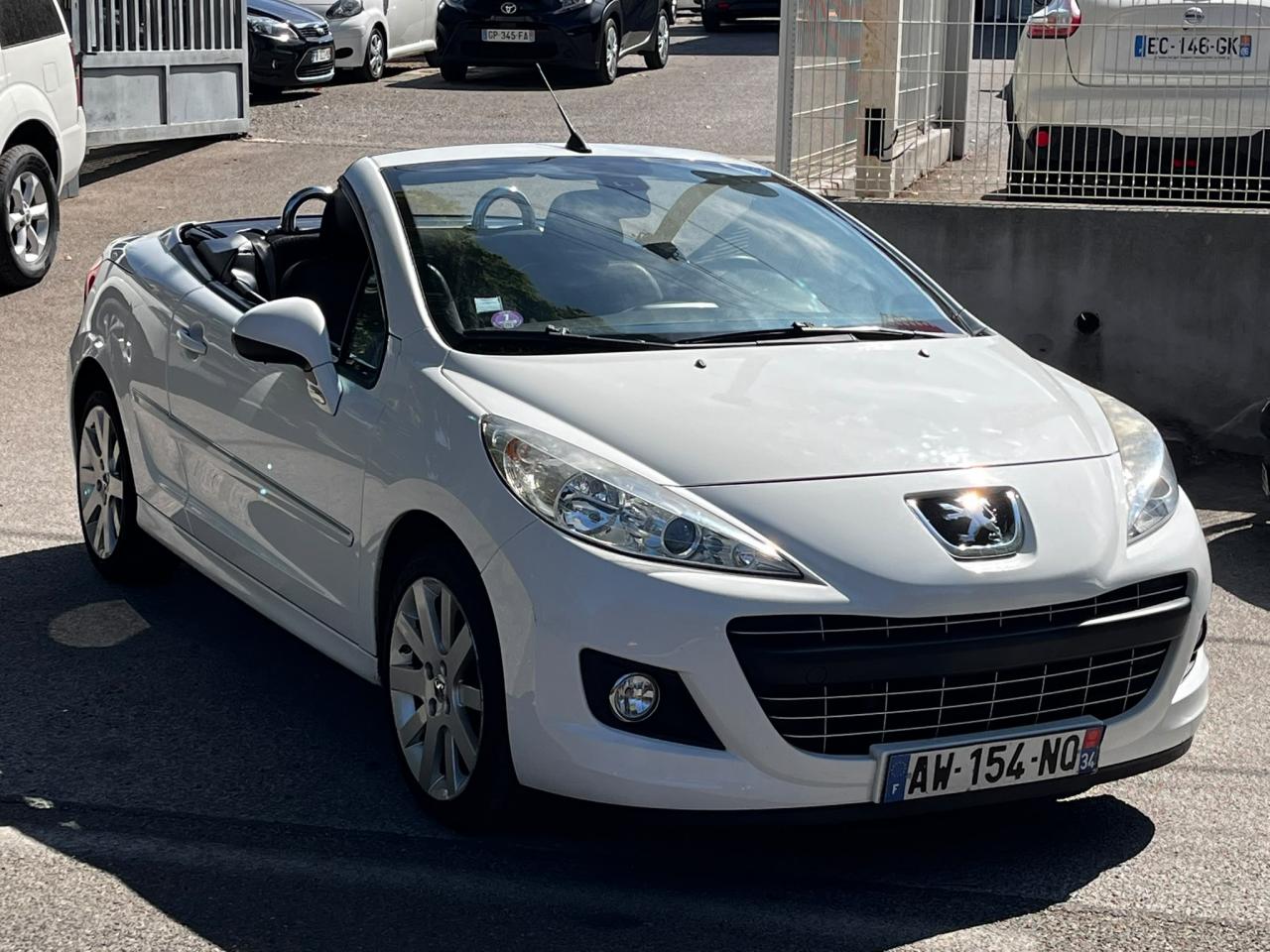 PEUGEOT 207 CC