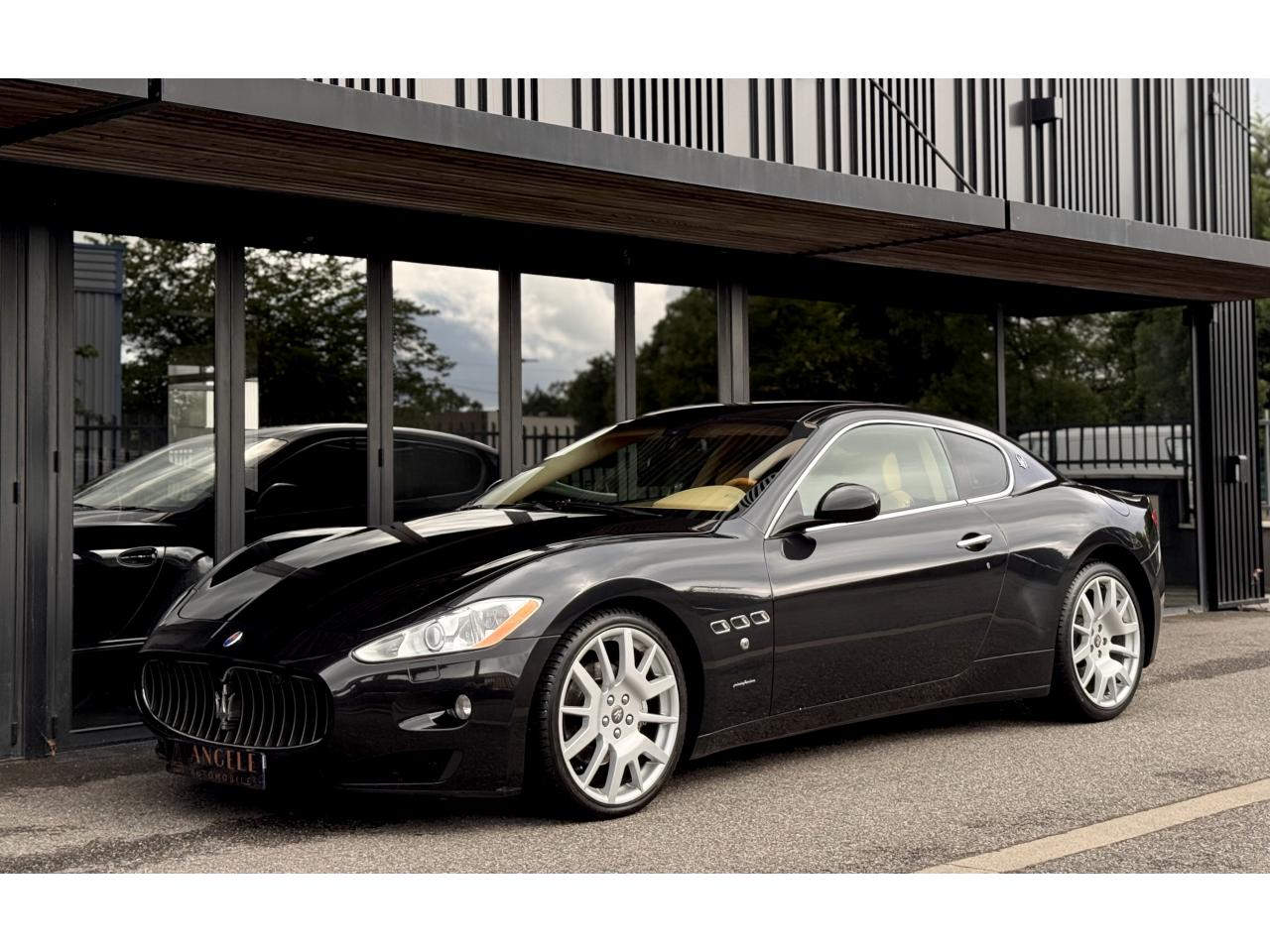 MASERATI GRANTURISMO 4.2i V8 - BVA  COUPE . PHASE 1