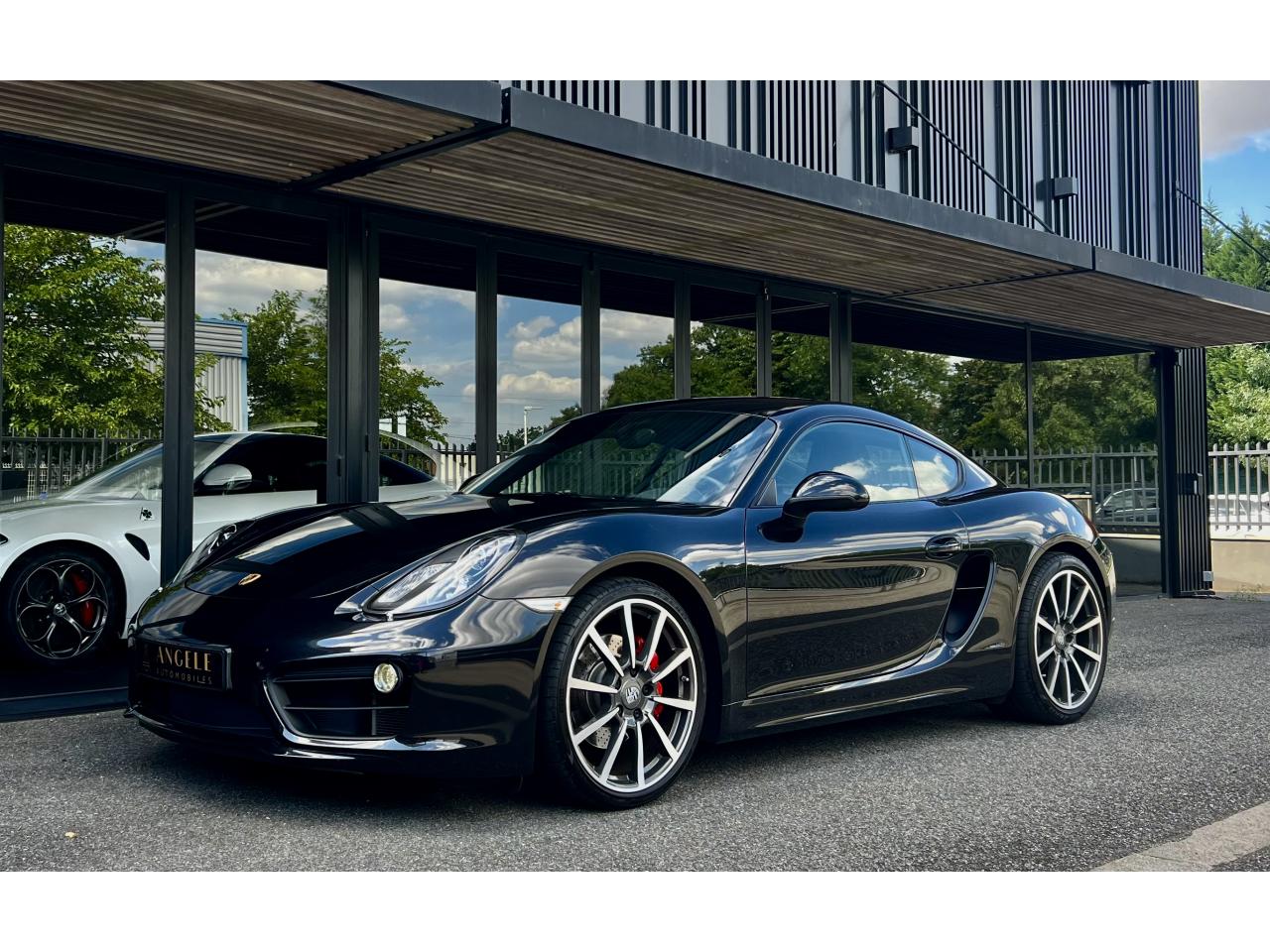 PORSCHE CAYMAN