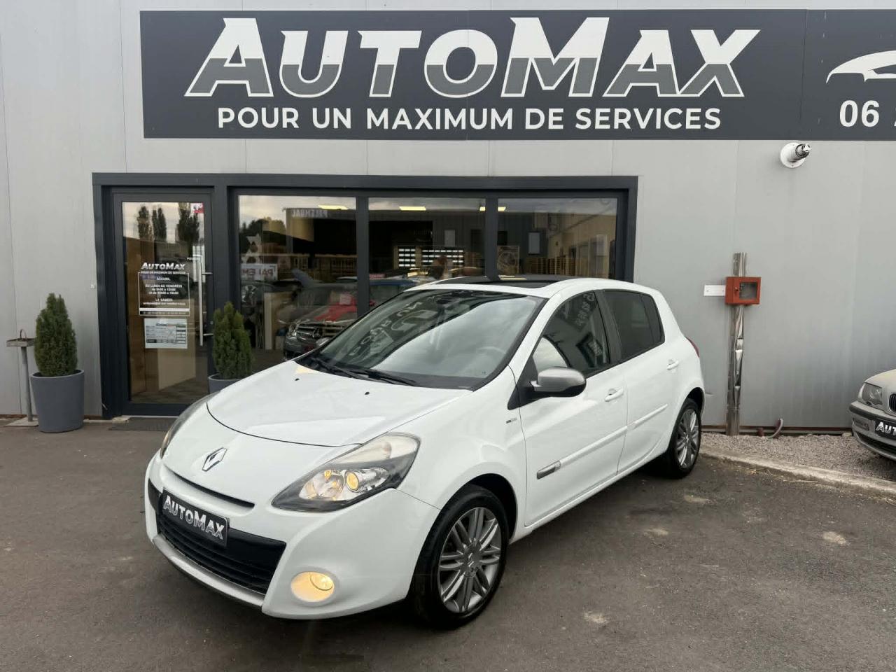 RENAULT CLIO