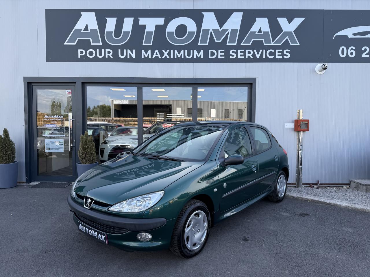 PEUGEOT 206