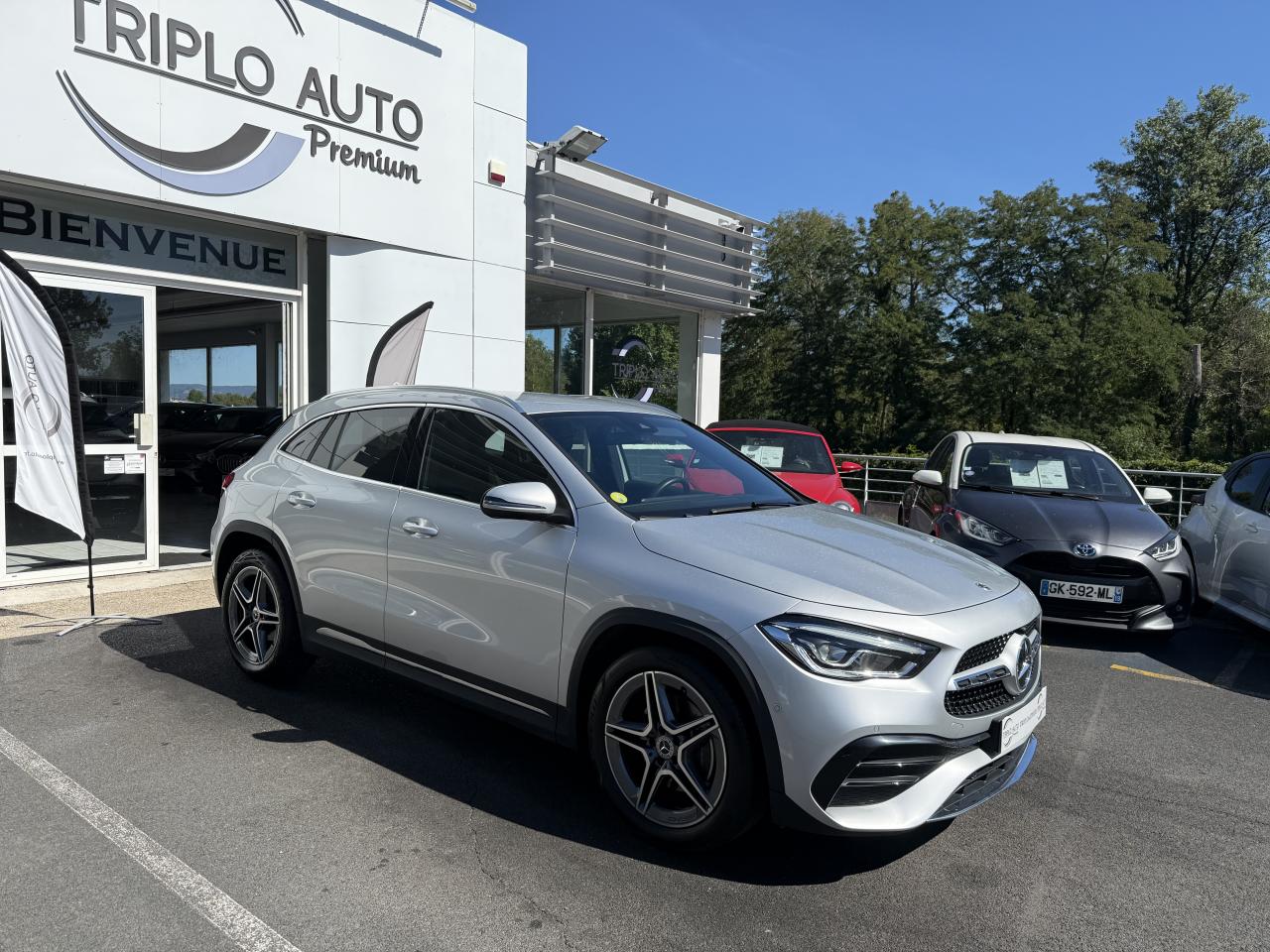 MERCEDES GLA