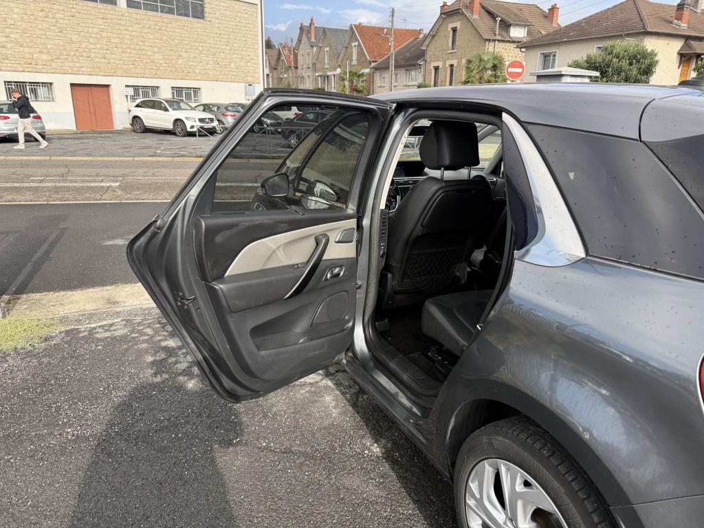 Thumbnail 38