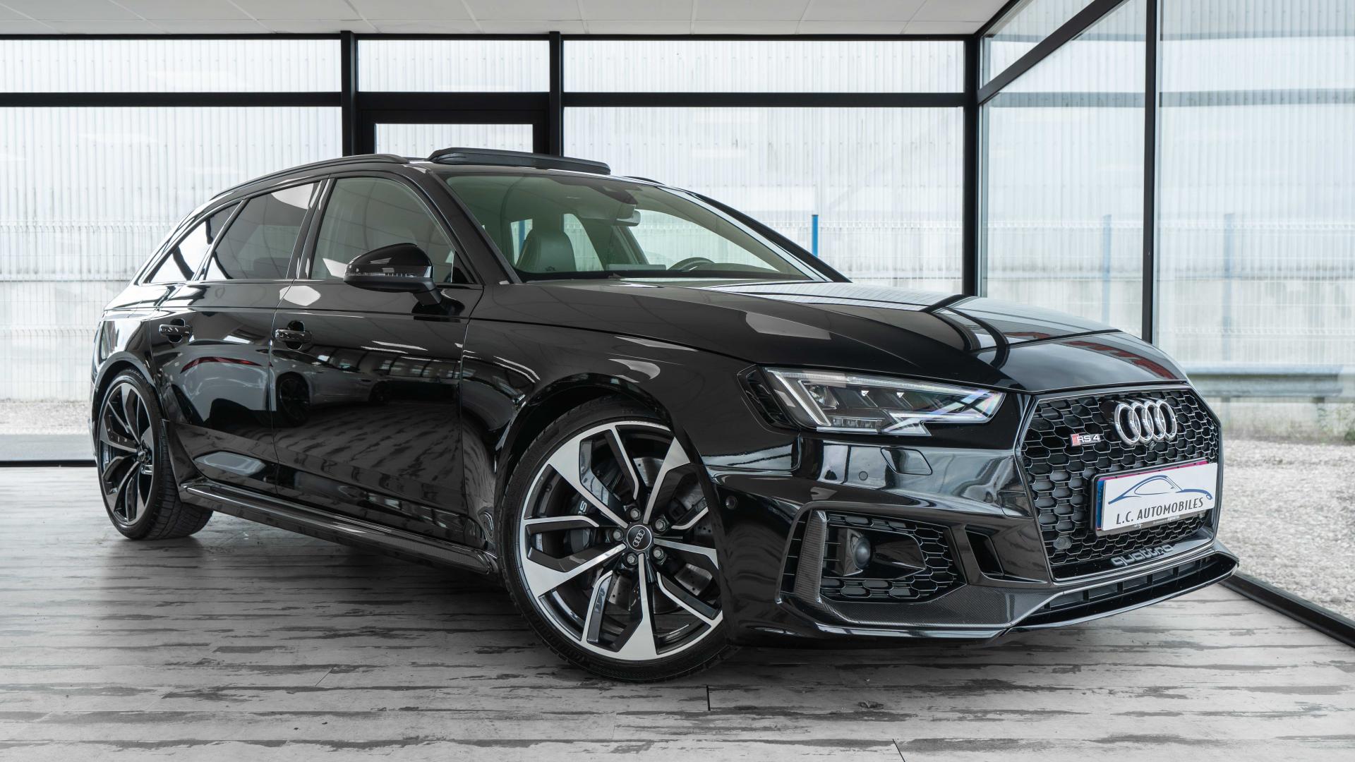 AUDI RS4