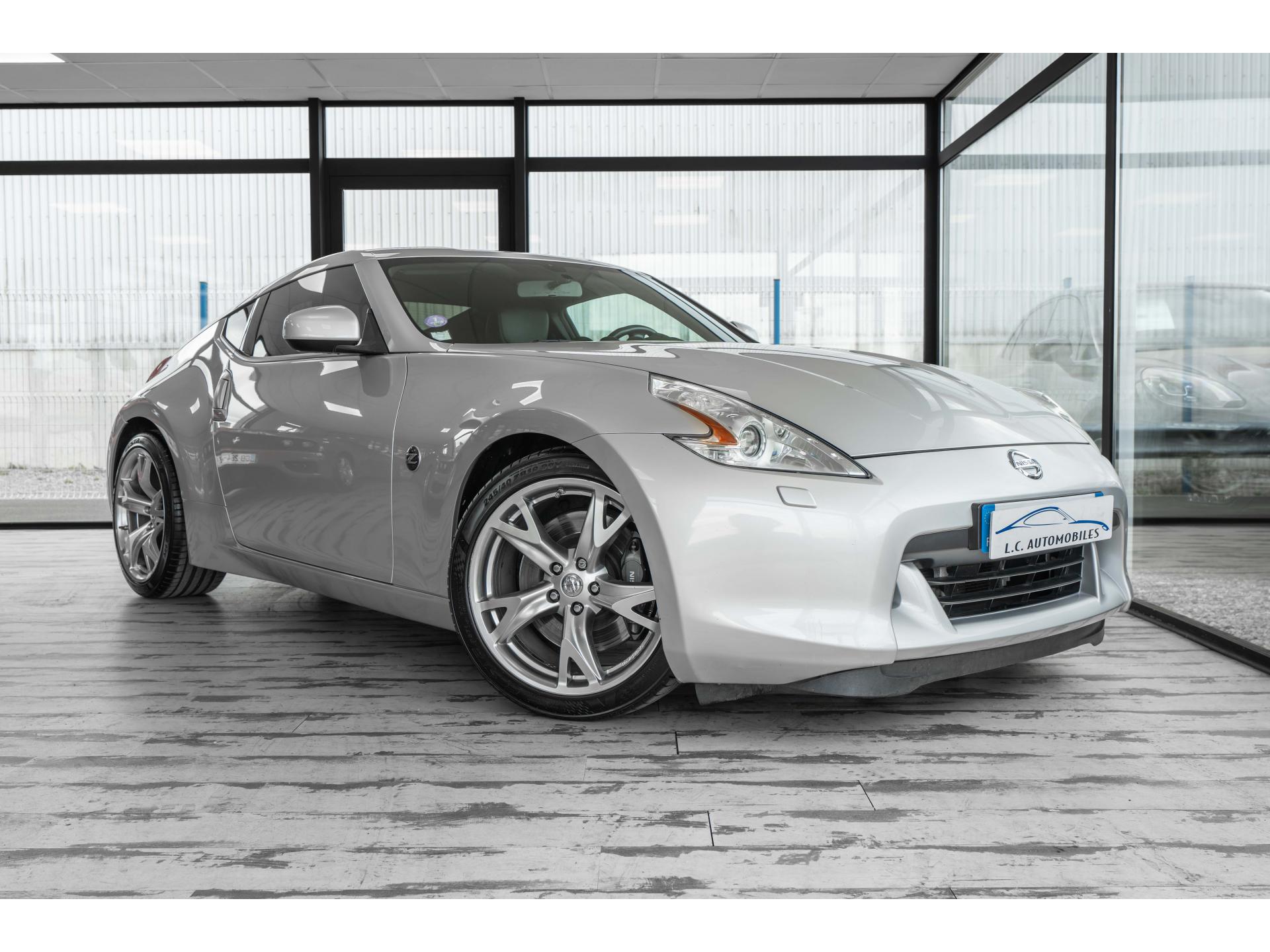NISSAN 370Z
