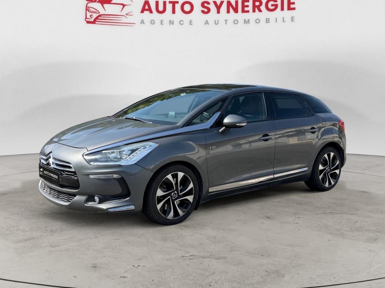 DS DS5 Hybrid4 2.0 HDi 16V FAP - 163 - BV BMP6 + Electric 37ch  BERLINE Sport Chic, Airdream, Distri OK, R