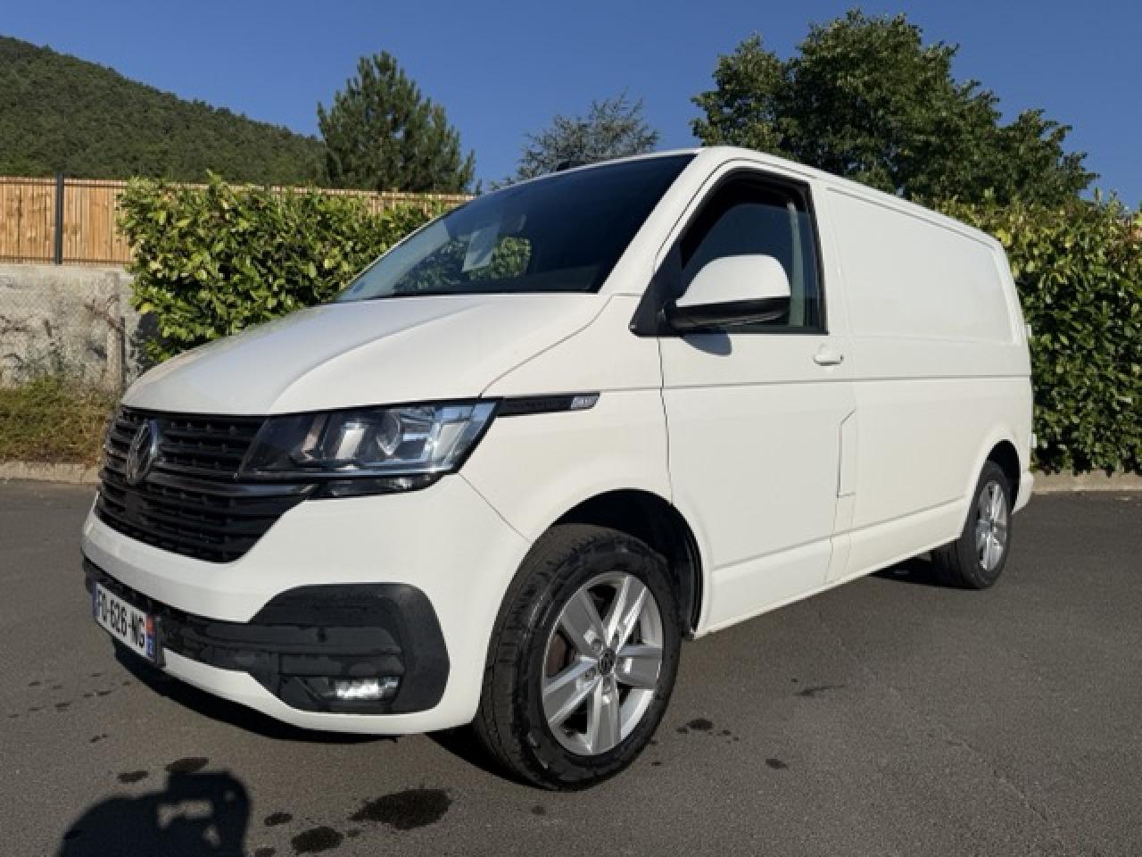 VOLKSWAGEN TRANSPORTER