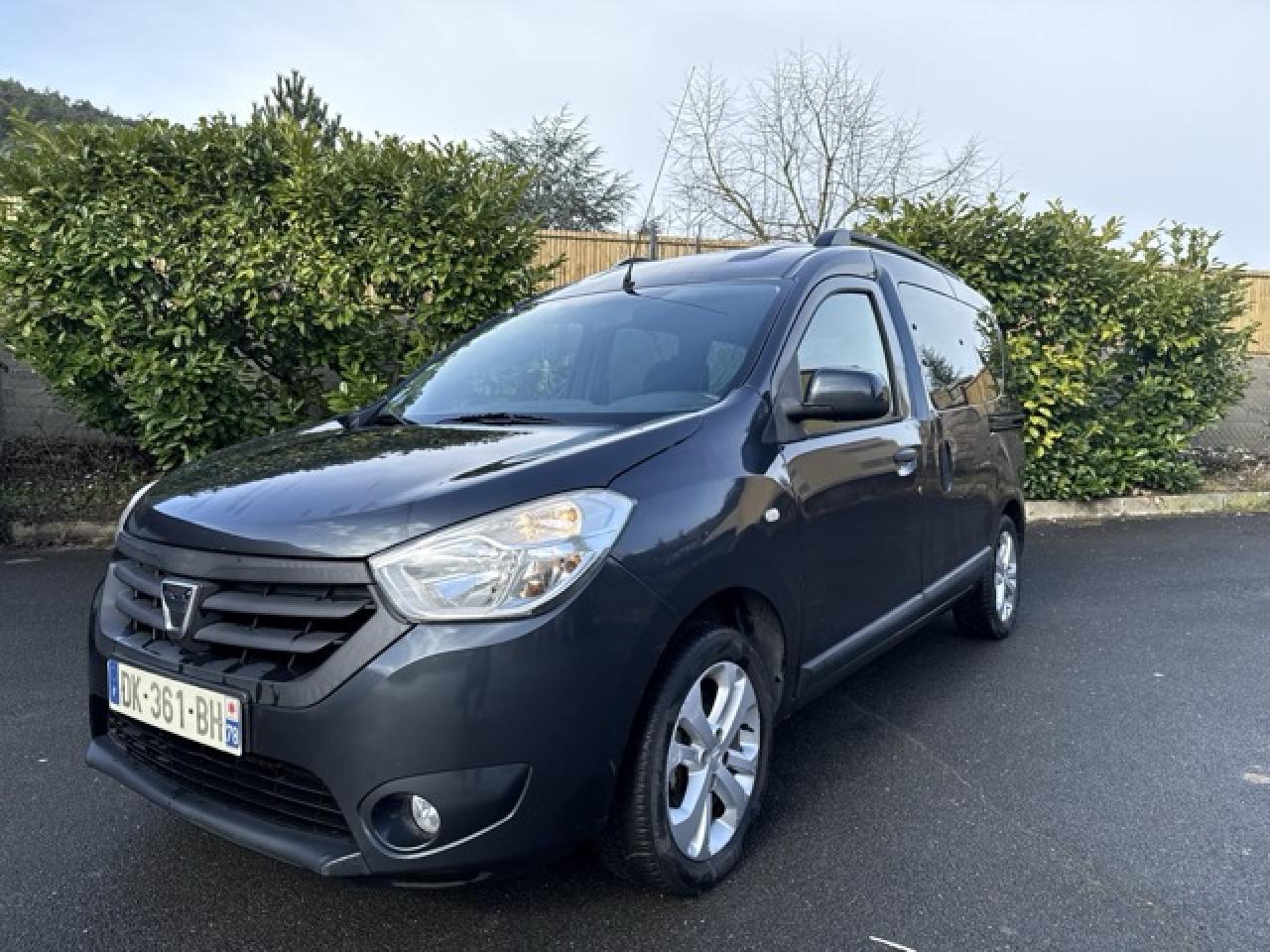 DACIA DOKKER 1.2 TCe - 115  COMBI Emblème PHASE 1