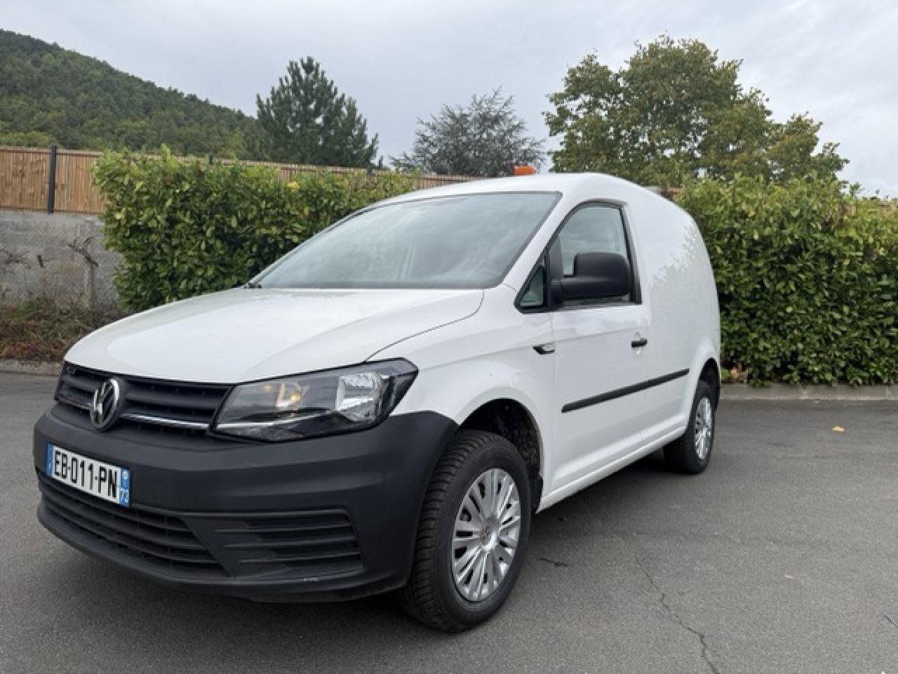 VOLKSWAGEN CADDY Van 2.0 16V TDI - 122  2015 FOURGON Van 4Motion