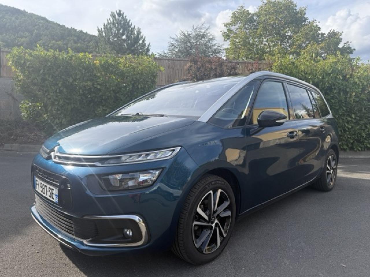 CITROEN C4 PICASSO Grand C4 SpaceTourer  HDi - 130 S&S - BV EAT8 GRAND SPACE TOURER 7 PLACES Shine