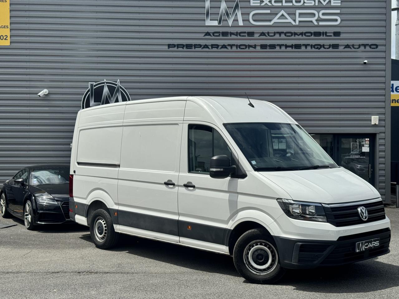 VOLKSWAGEN CRAFTER 35 L3H3 2.0 TDI - 177 FOURGON Van Business Plus