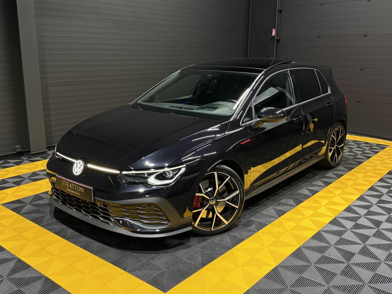 VOLKSWAGEN GOLF GTI