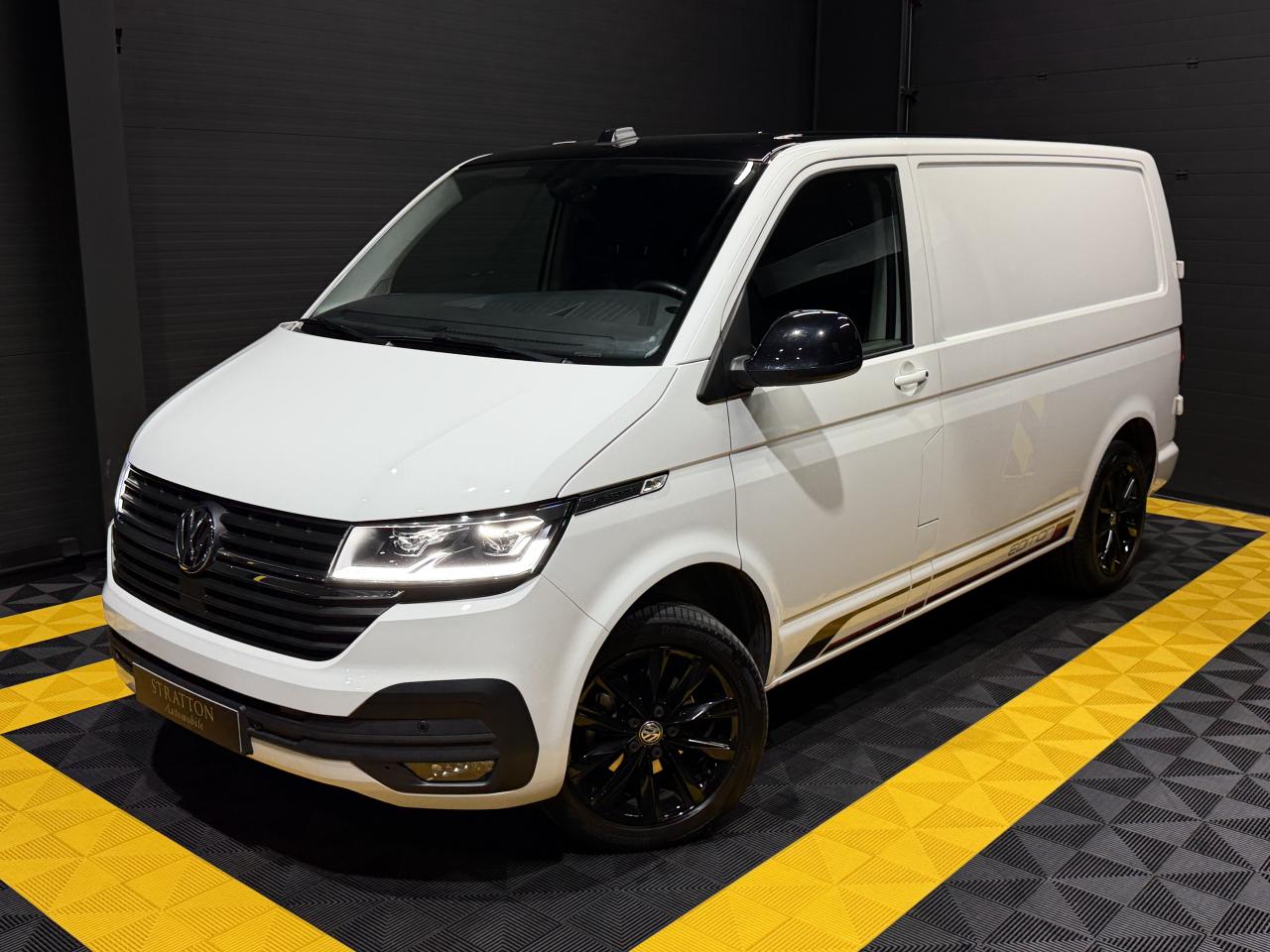 VOLKSWAGEN TRANSPORTER