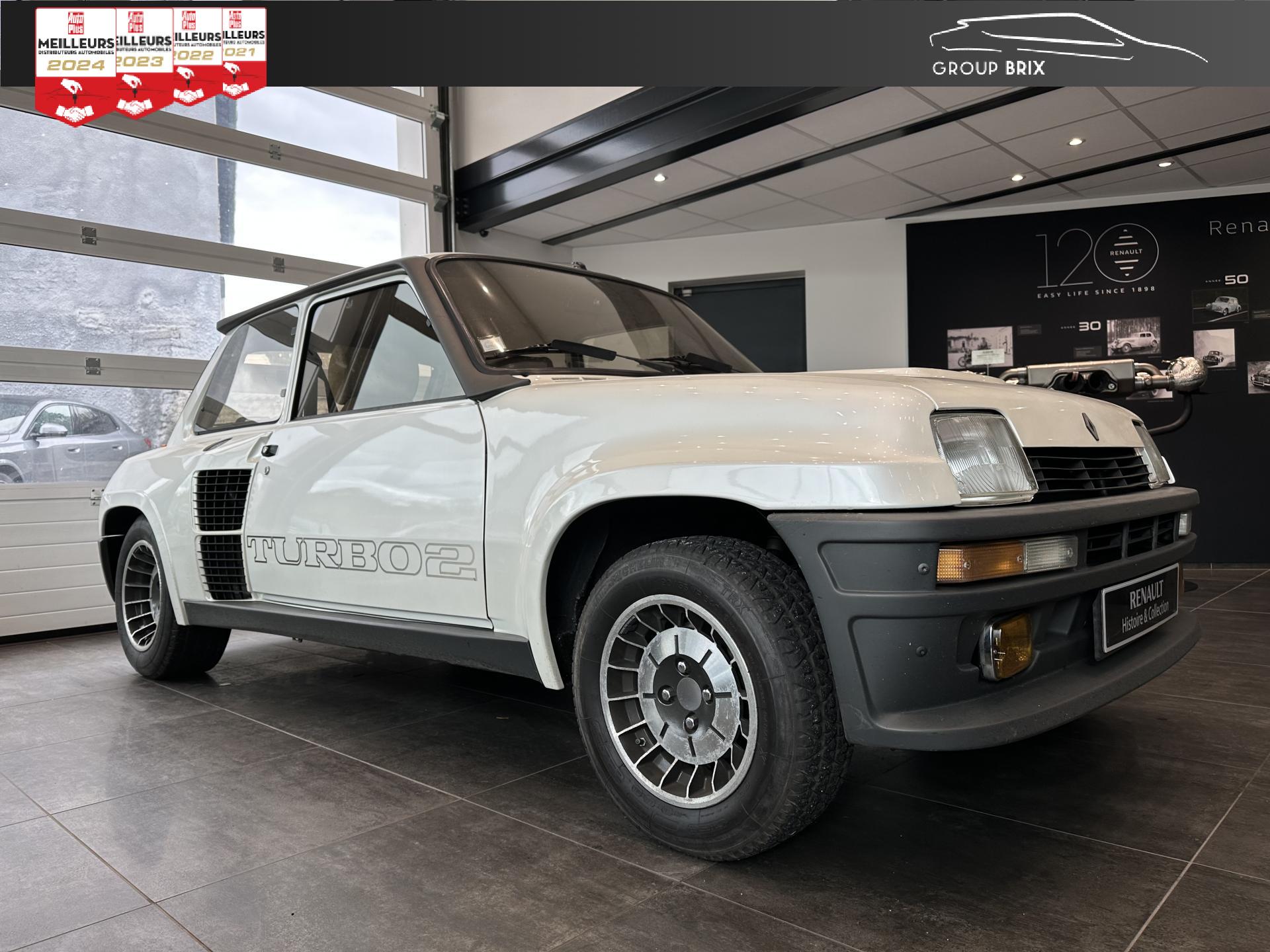 RENAULT R5