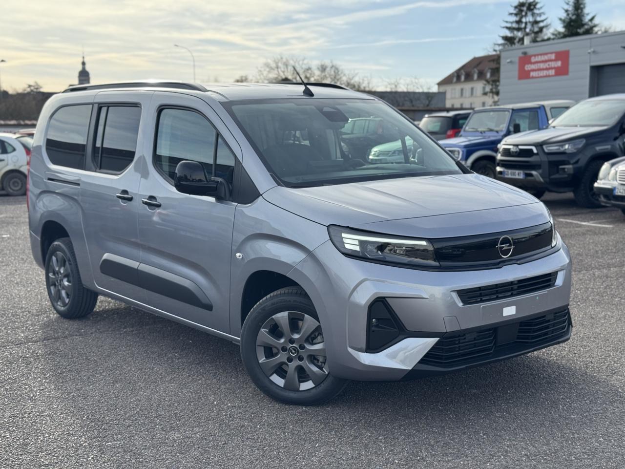 OPEL COMBO Life N1 Taille XL- 1.5 BlueHDI 130 S&S Elegance Pack EAT8 5 places