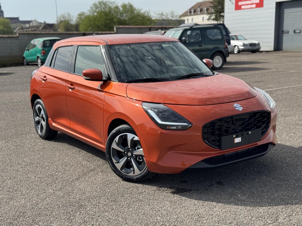 SUZUKI SWIFT