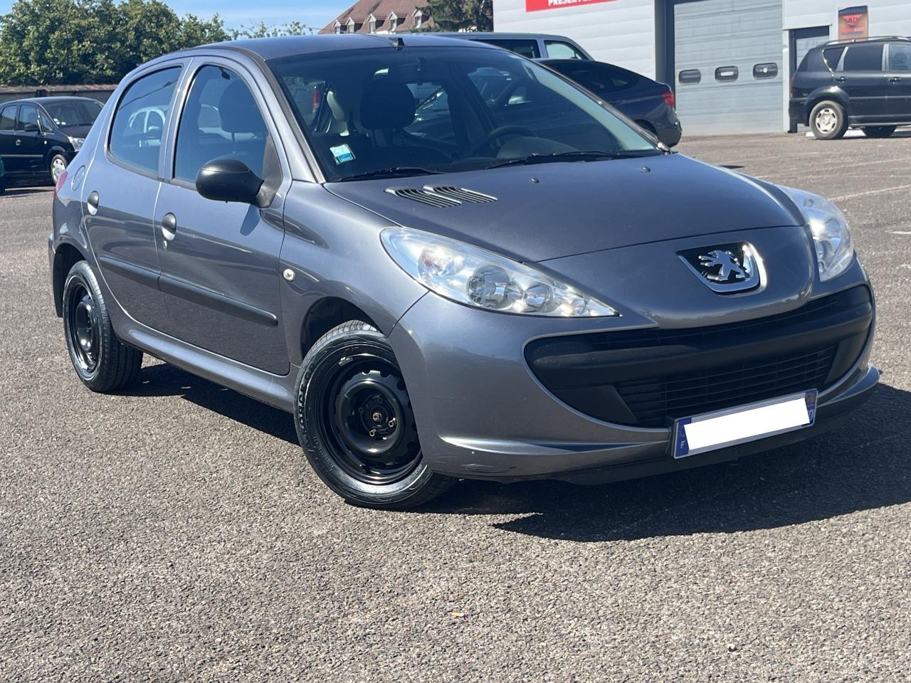 PEUGEOT 206 + 1.4 HDi - 70 + BERLINE Urban
