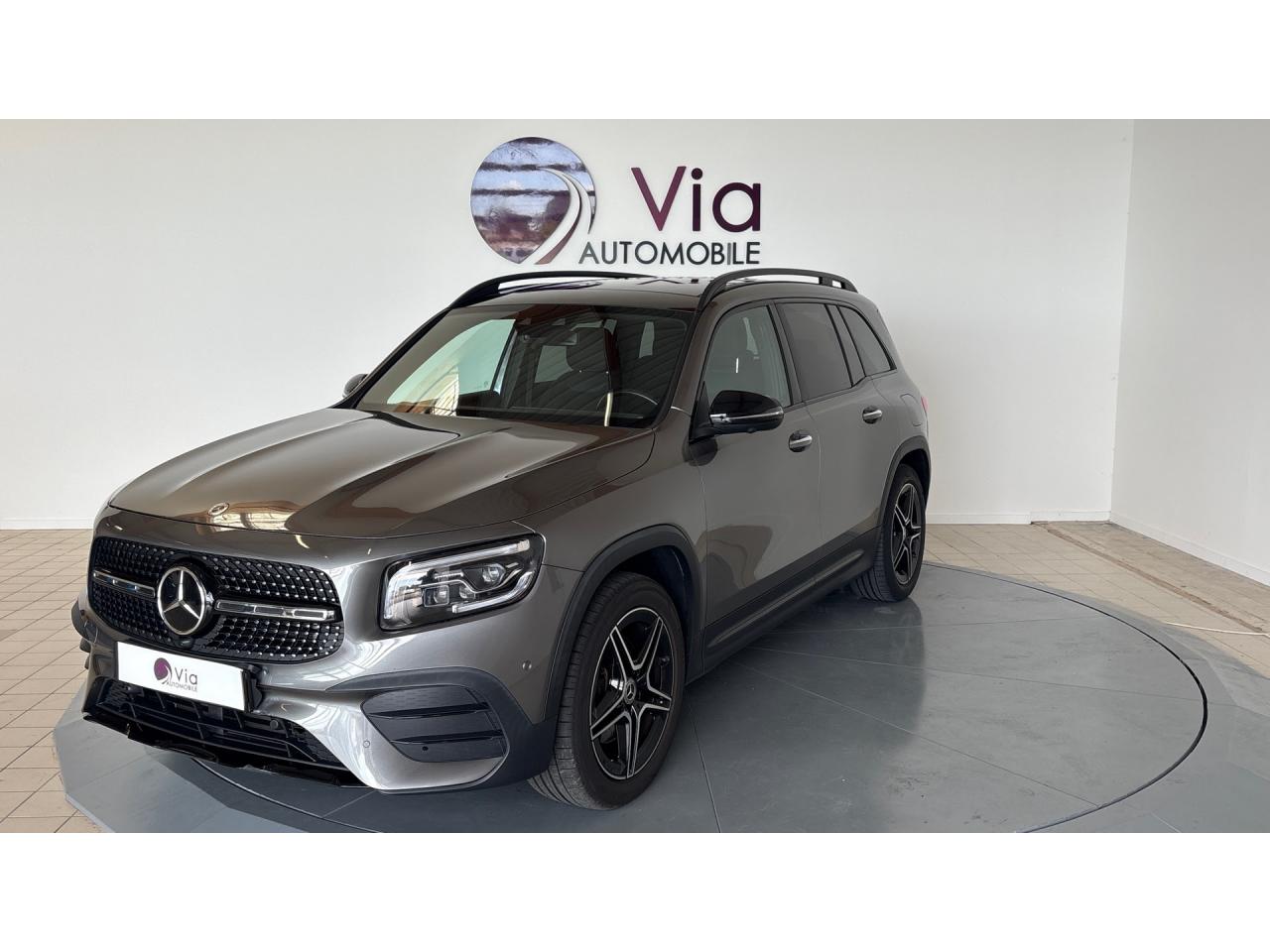 MERCEDES CLASSE GLB GLB 200 d - AMG Line / CARPLAY / TOIT OUVRANT / SUIVI MB / 7 PLACES