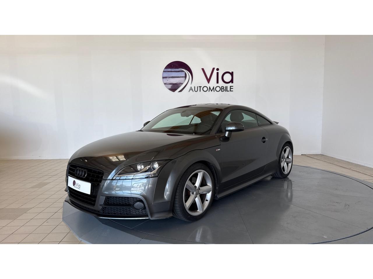 AUDI TT