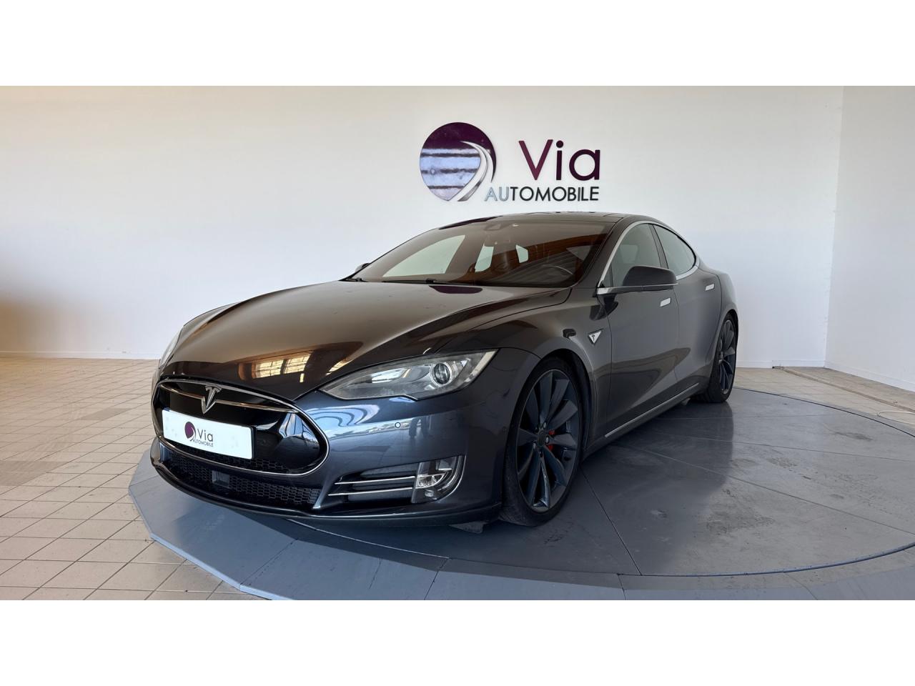 TESLA MODEL S