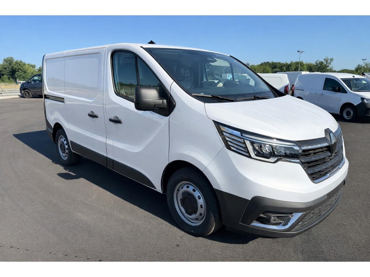 RENAULT TRAFIC L1H1 3t0 2.0dCi150 - Dispo rapide -Prix bas - Location possible à partir de 369?/HT