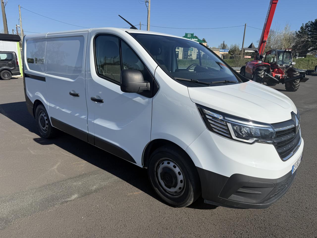 RENAULT TRAFIC