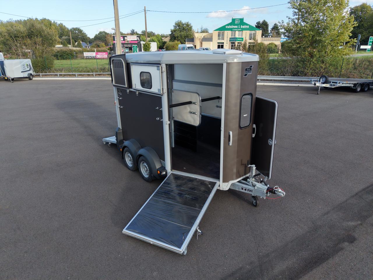 IFOR-WILLIAMS HB506