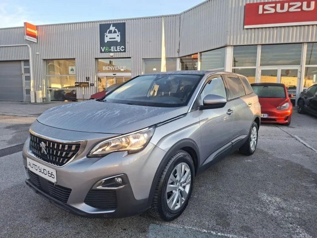 PEUGEOT 5008