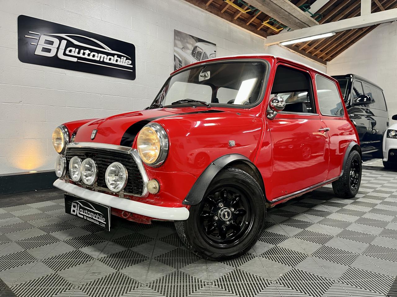 MINI MINI