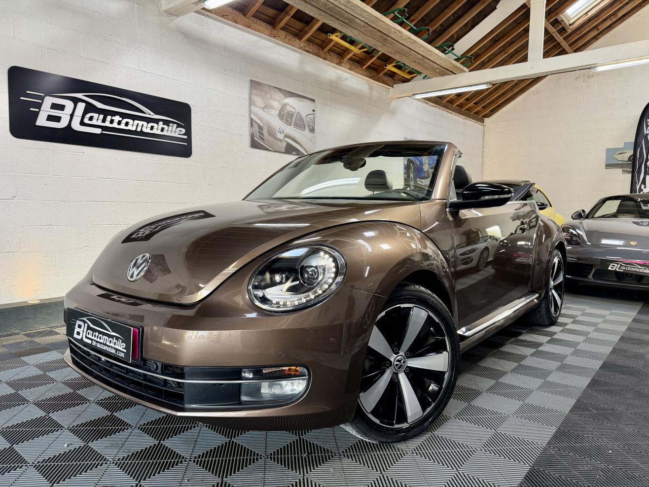 VOLKSWAGEN COCCINELLE CABRIOLET 2.0 TDI 150CH SPORT - Cuir Chauffant -Led -superbe ?tat
