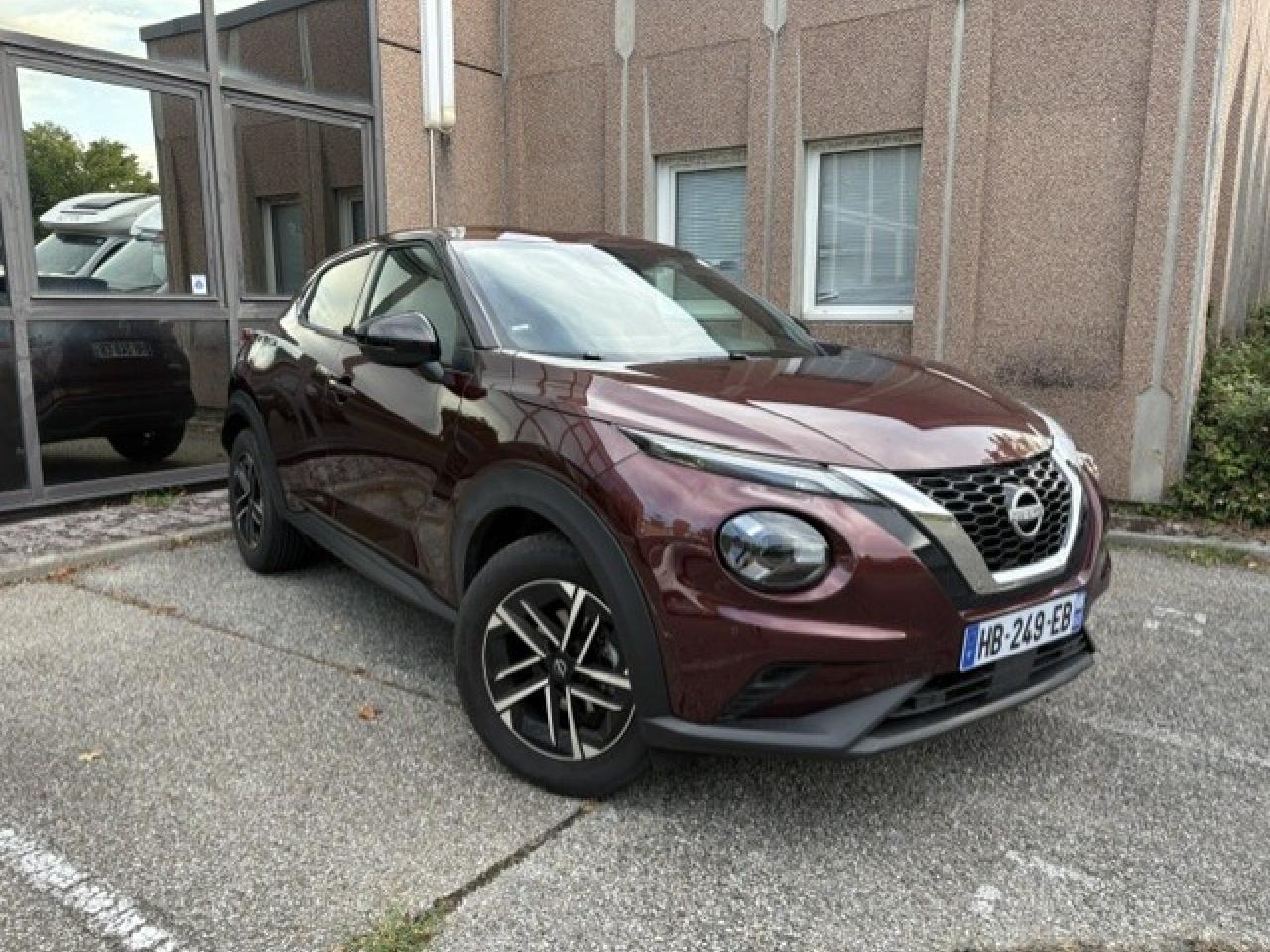 NISSAN JUKE