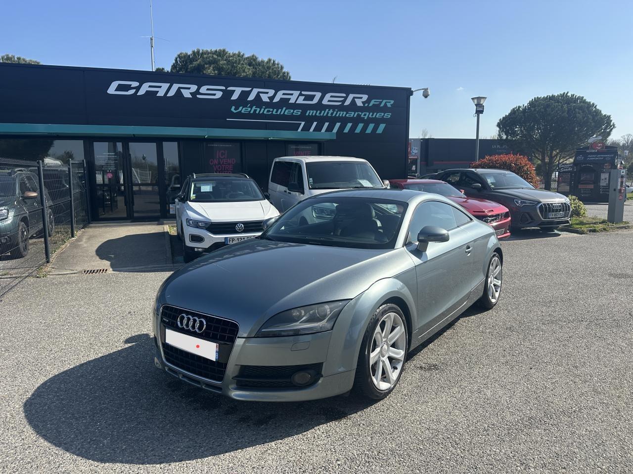 AUDI TT