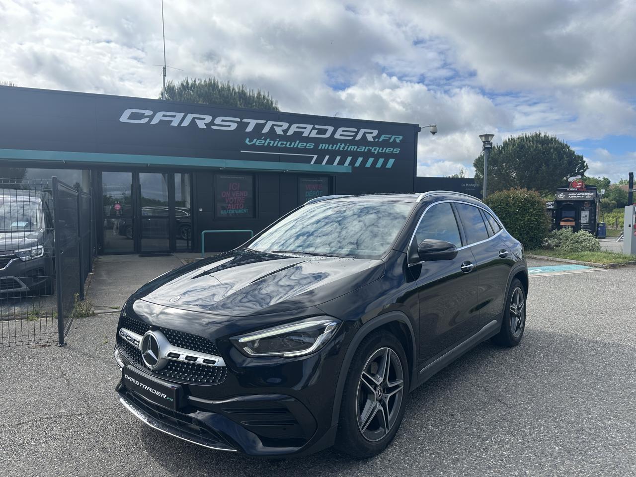 MERCEDES GLA
