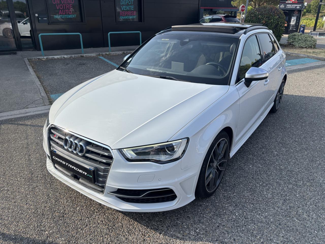 AUDI S3 SPORTBACK Quattro 300 CV S-tronic Française 1ère Main Toit Pano Bang Olufsen Sièges chauffants