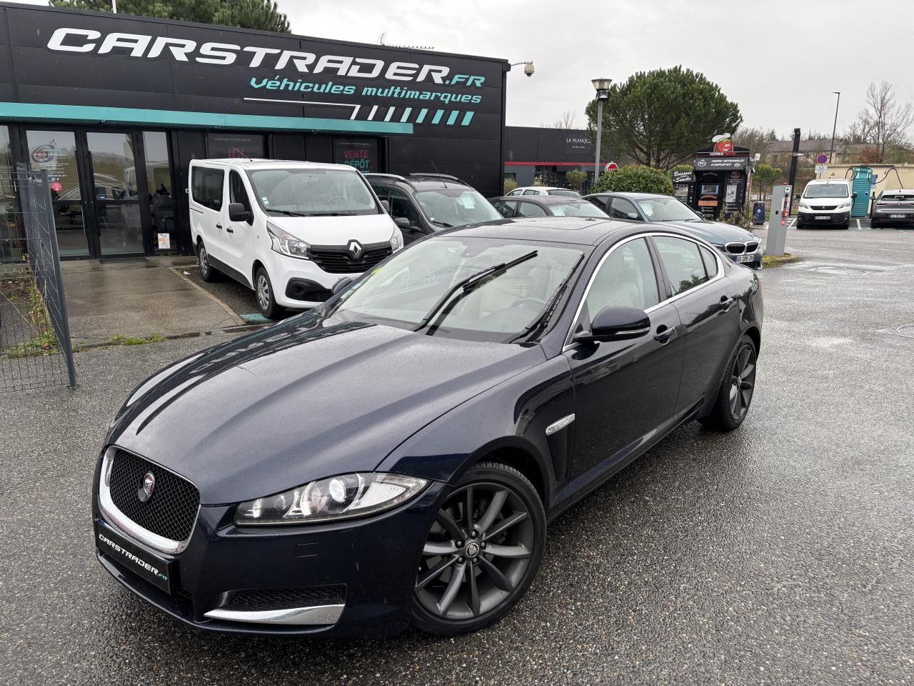 JAGUAR XF 2.2 D - BVA - Stop/Start BERLINE Luxe Premium PHASE 2