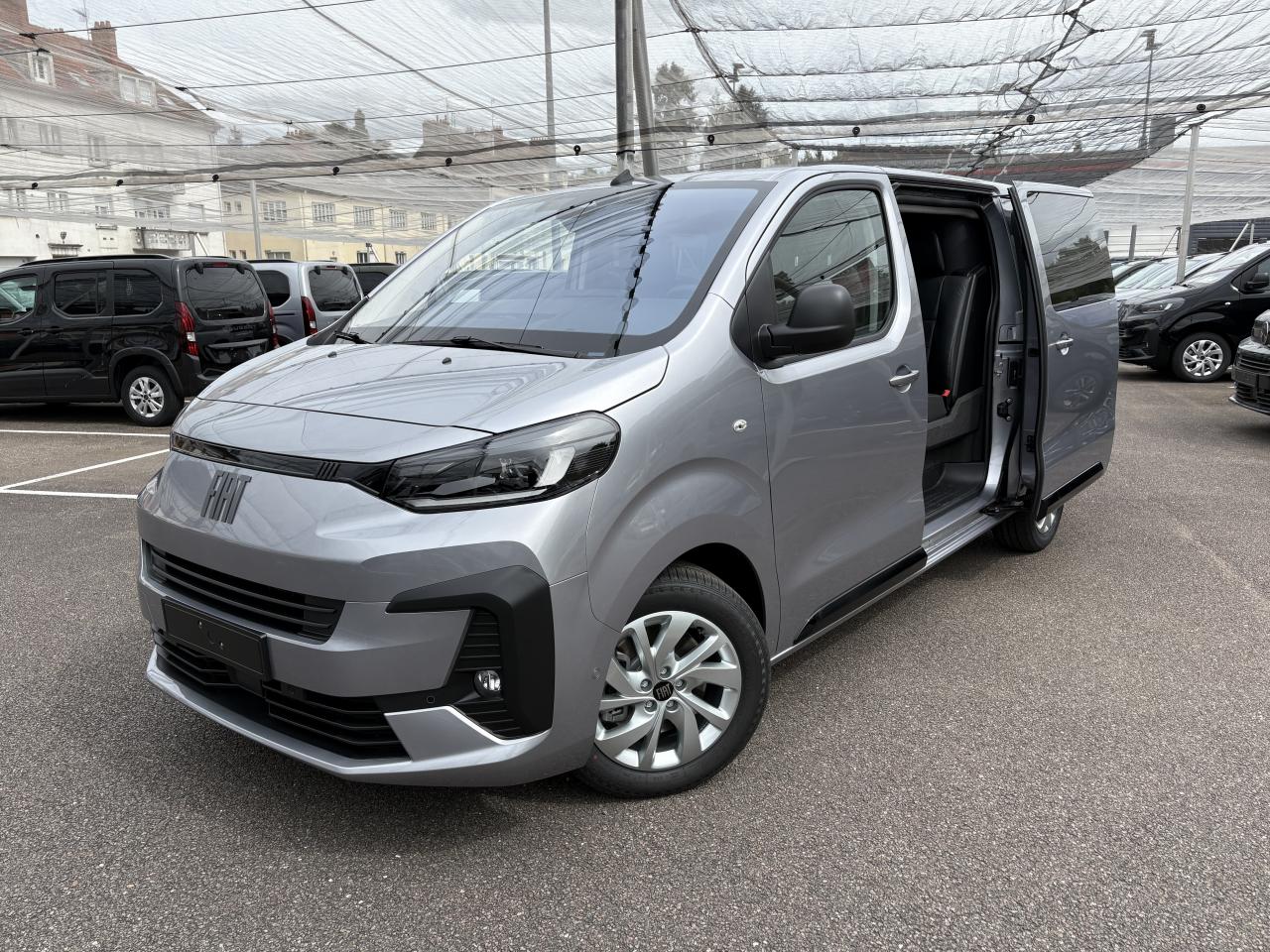 FIAT SCUDO III (2) FOURGON CABINE APPROFONDIE FIXE 2.2 BLUHDI 180 S&S XL EAT8 CUIR / ATTELAGE / CAMERA